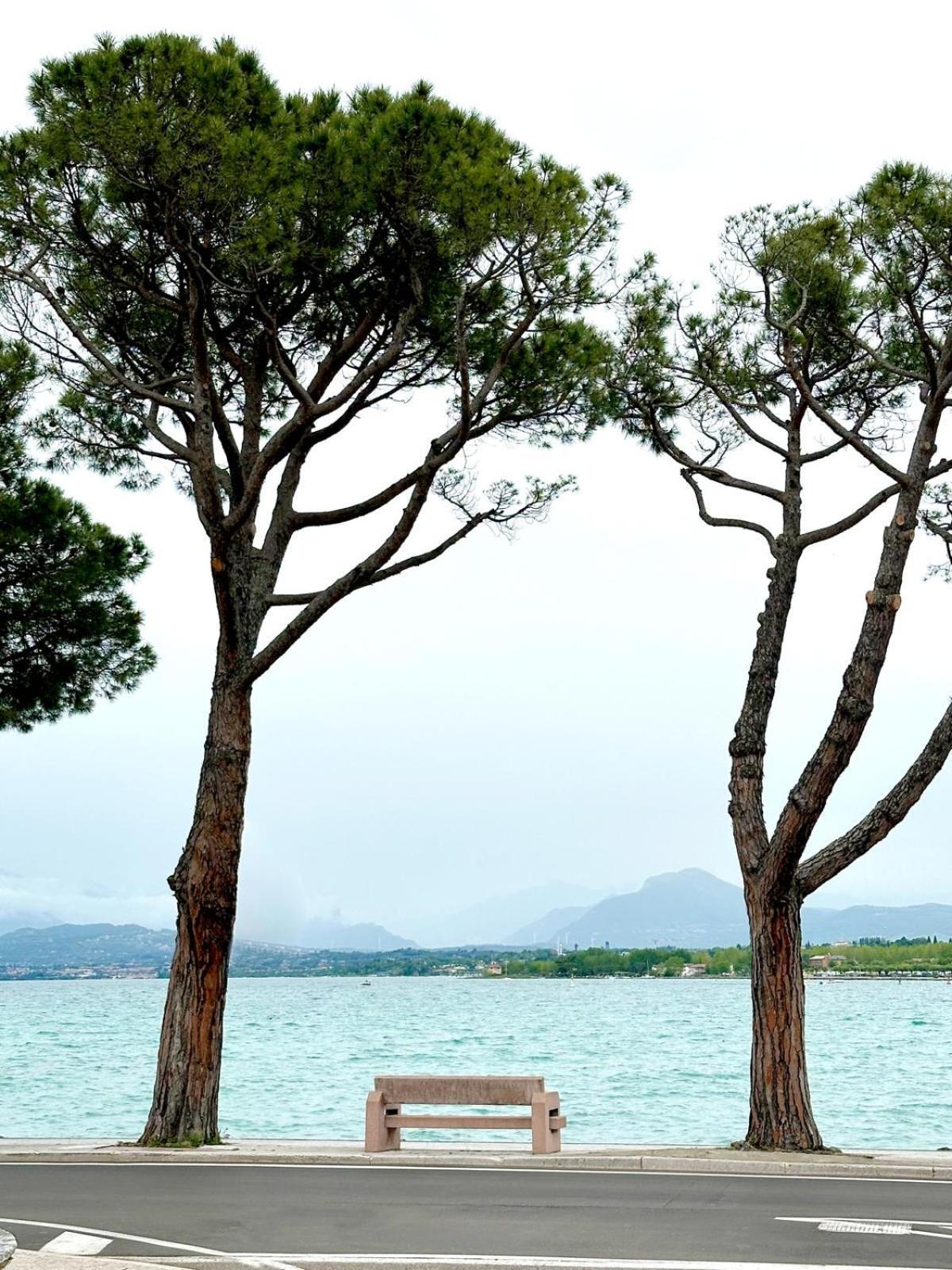 Villa 70 Peschiera del Garda Exteriör bild